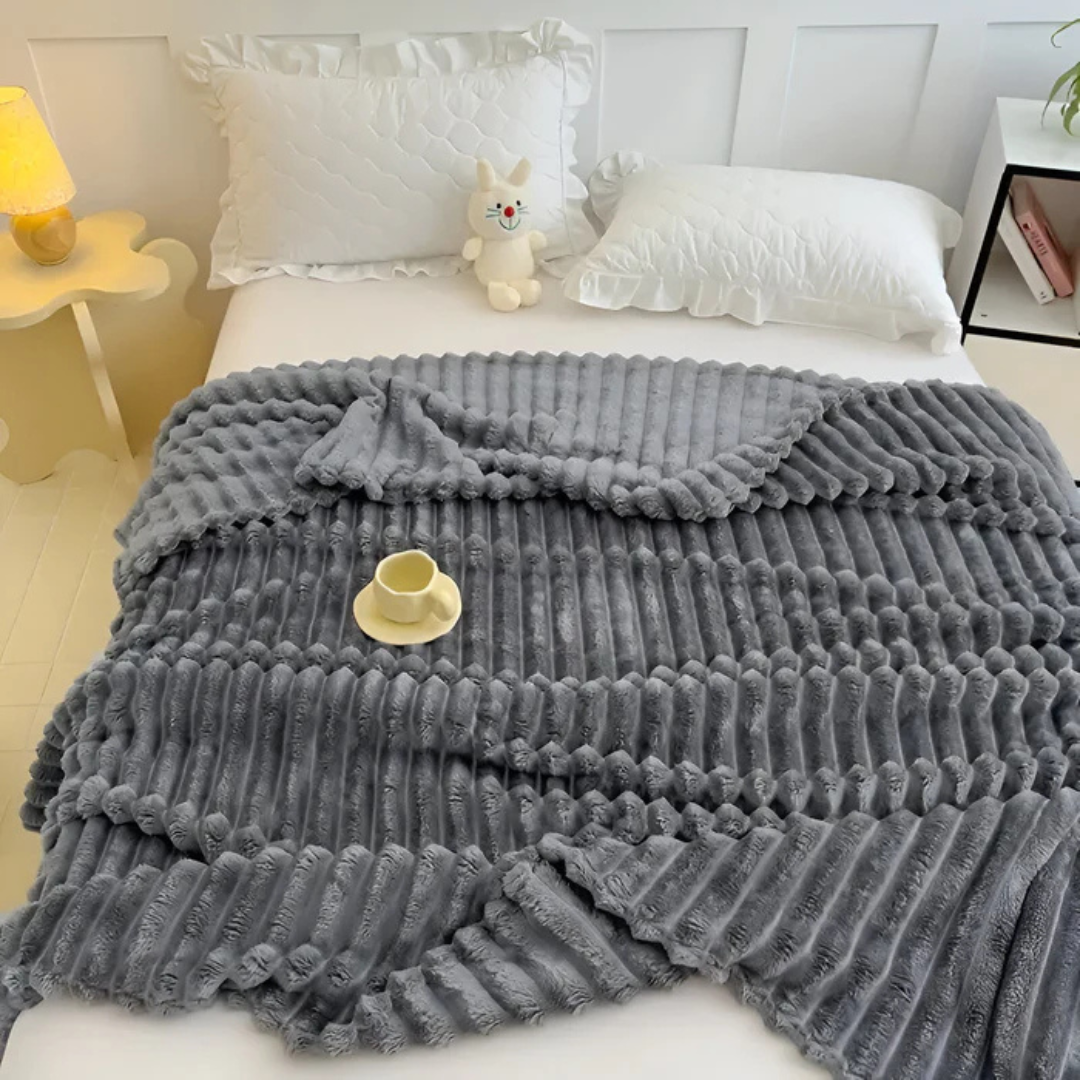 Cera - Luxe Fleece Plaid