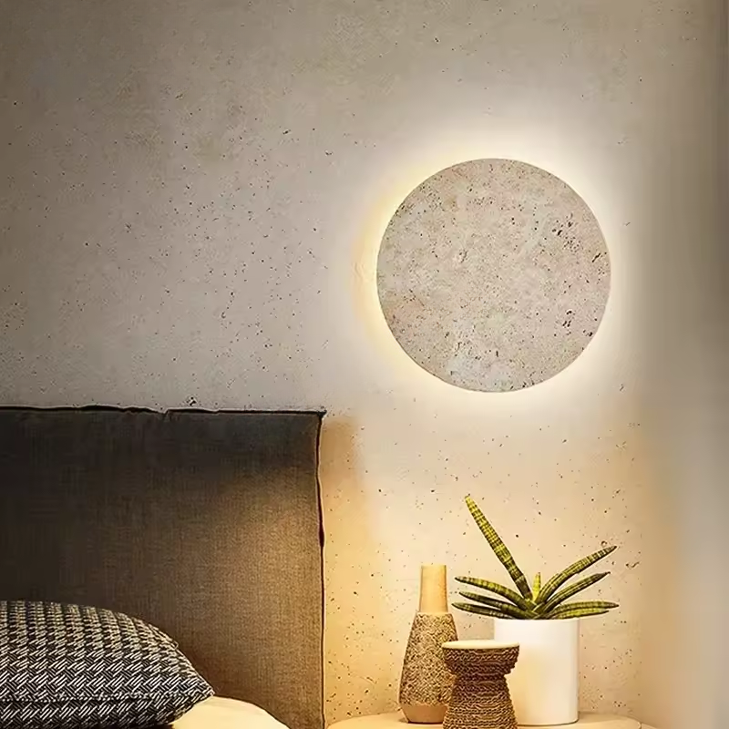 Avernia – Kinkiet z trawertynu Wabi-Sabi z naturalnego kamienia
