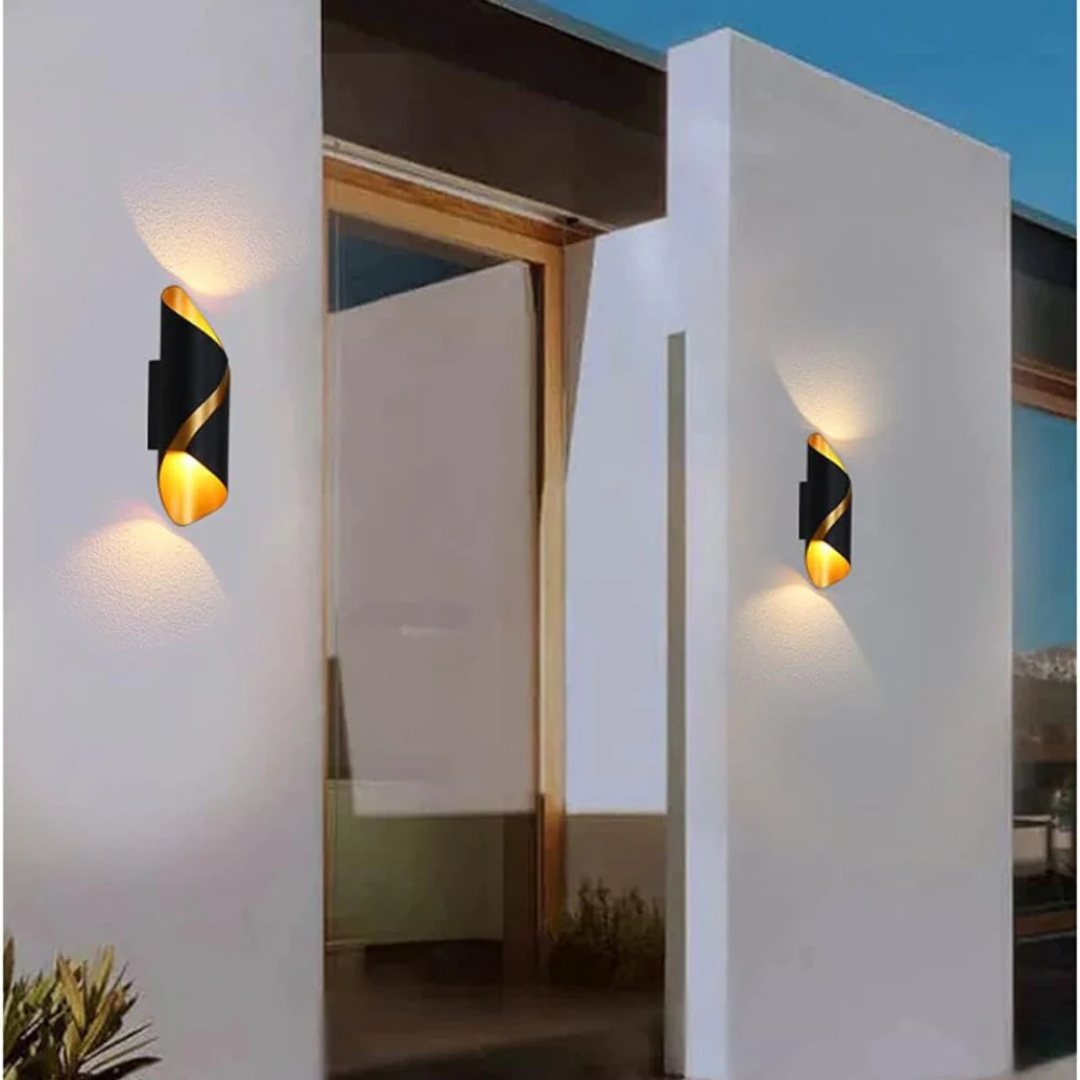 Io - Lichtgevende Buiten Wandlamp