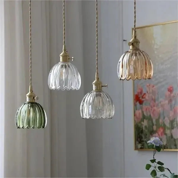 Thessa - Elegante Glazen Hanglamp in Bloemvorm