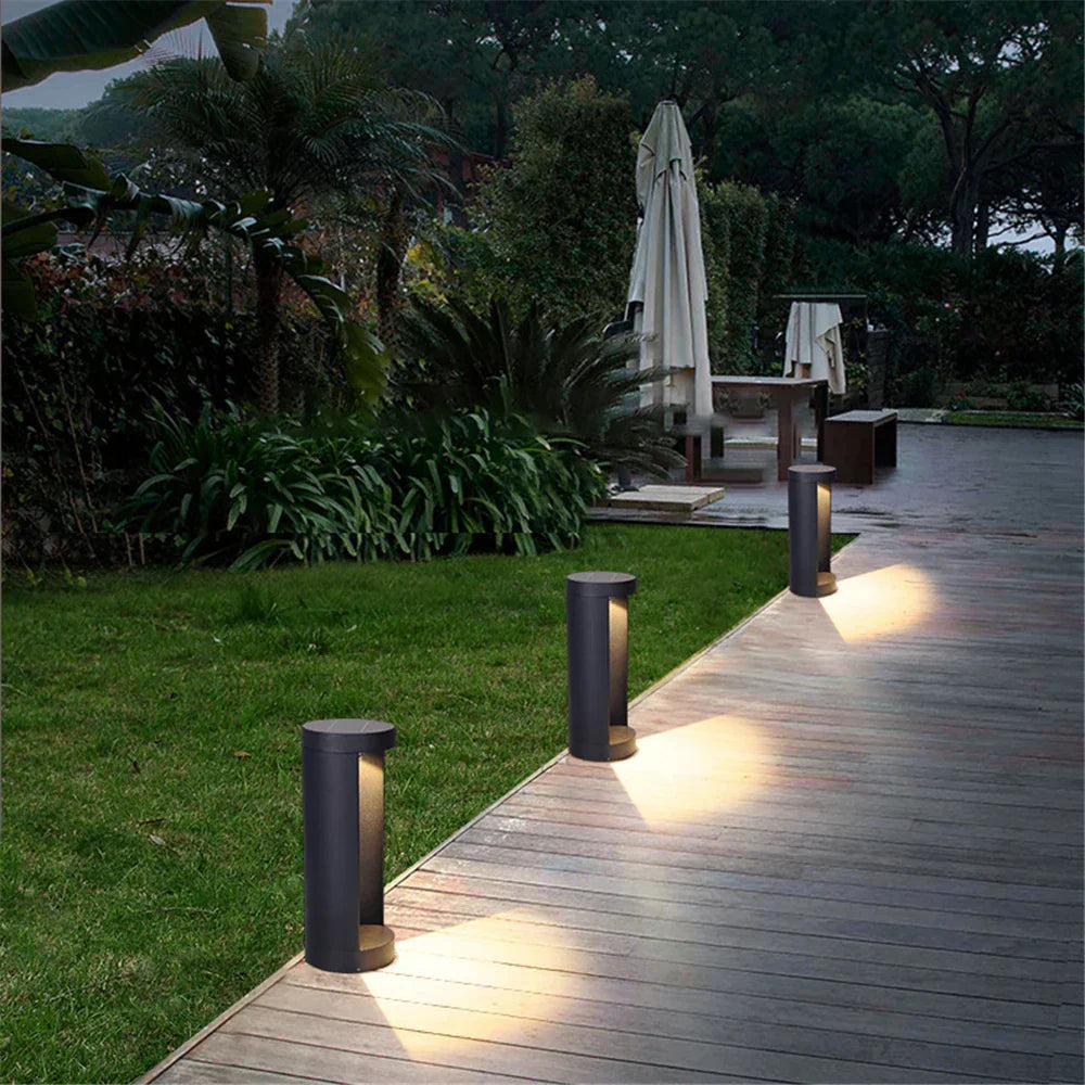 Elowen - Moderne Weerbestendige LED Buitenlamp Zwart IP65