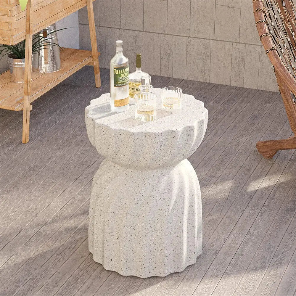 Lunethra - Lichtgewicht Betonnen Bijzettafel met Zandloperdesign voor Binnen en Buiten