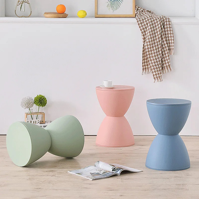 Vionithra - Minimalistische Bijzettafel Van Kunststof