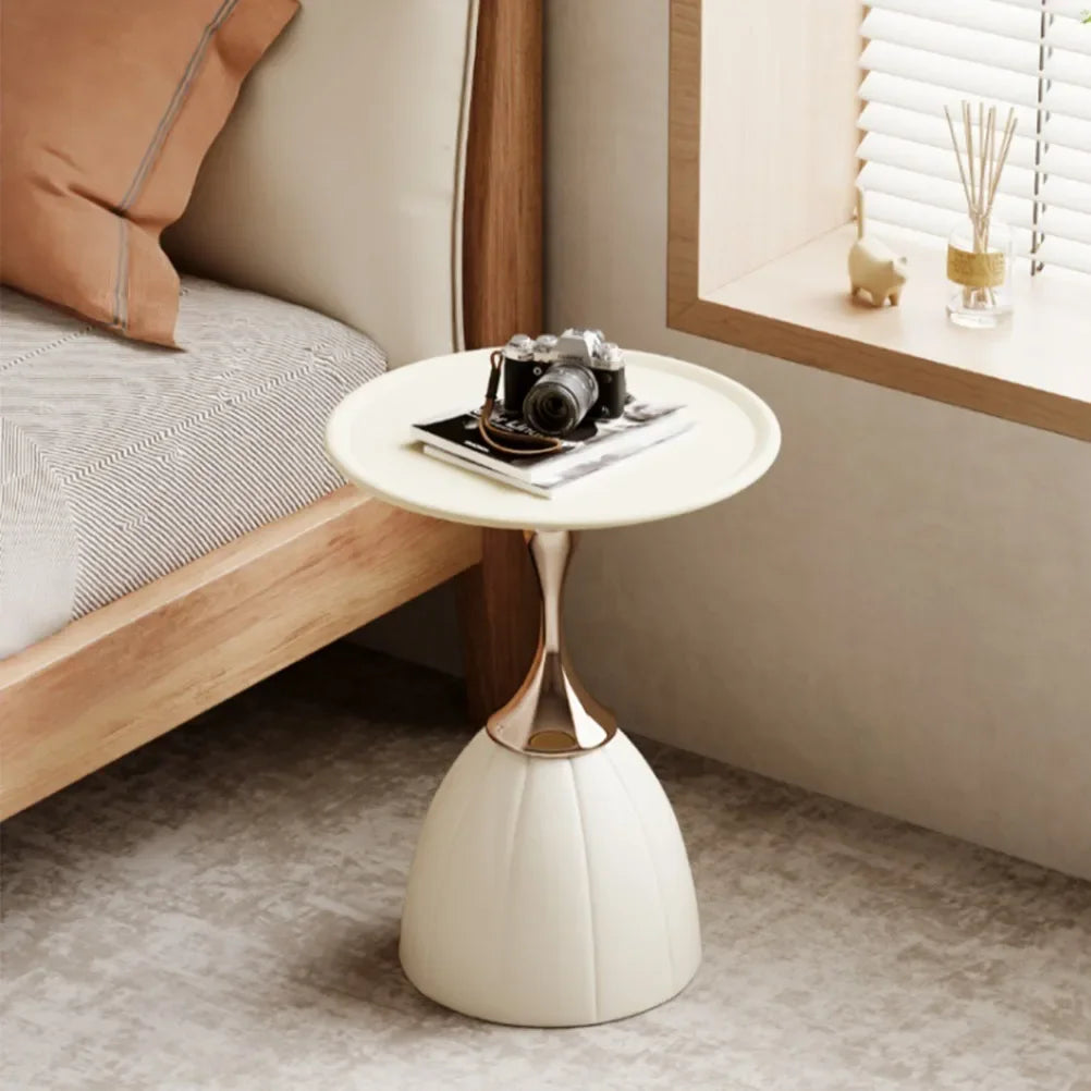 Caelestis - Noordse Lotus Bijzettafel in Scandinavisch Design