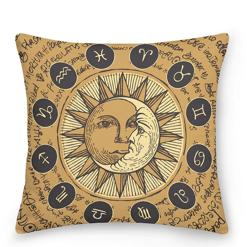 Thessaliae - Sierkussens met Zon en Maan in Astrologische Stijl